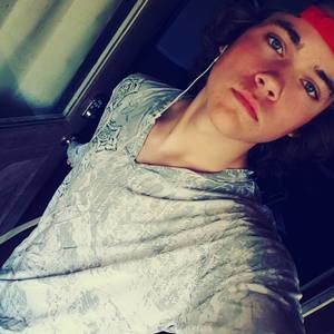 Meet your Posher, Nicholas